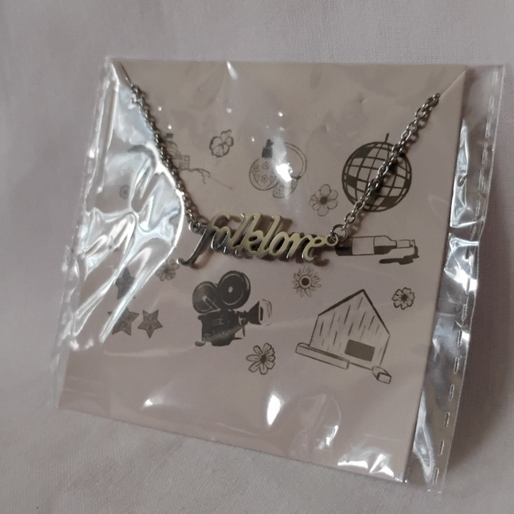 Taylor Swift "Folklore" Silver Tone Metal Chain Necklace with Adjustable Length - Picture 9 of 10